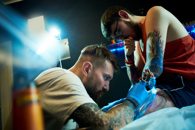 tatuaje y el dolor